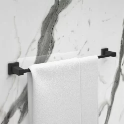 Arezzo Matt Black 600mm Towel Rail