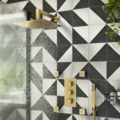 Arezzo Brushed Brass Body Jet - 1 X Slim Square Jet -smedbo shop azsqjbb d2