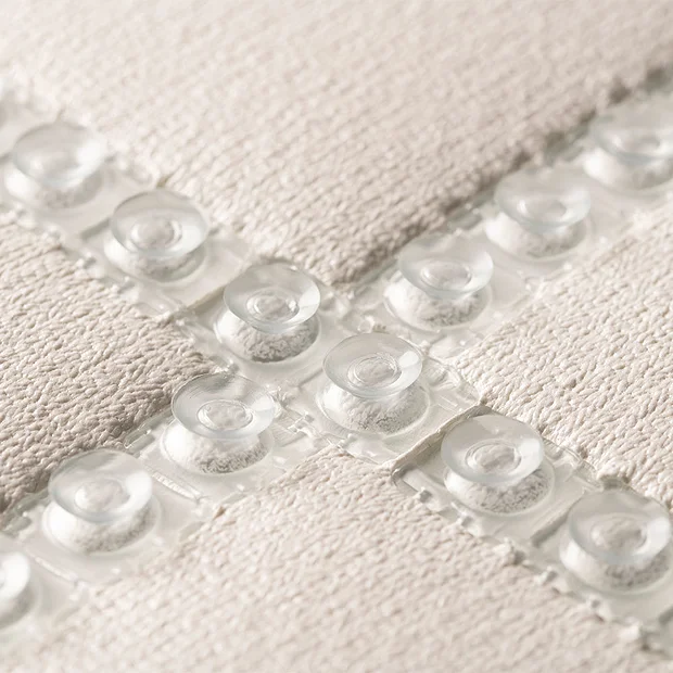 Croydex - Hygiene 'N' Clean Croydelle Bath Mat - 700 X 350mm 4 Croydex - Hygiene 'N' Clean Croydelle Bath Mat - 700 X 350mm - Image 4